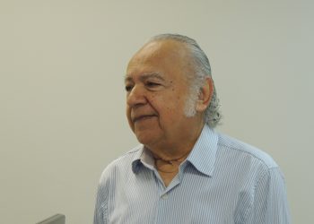TCE homenageia Conselheiro com nome em ala do MPC e destaca a “Casa de Flávio Sátiro” na Academia de Patos