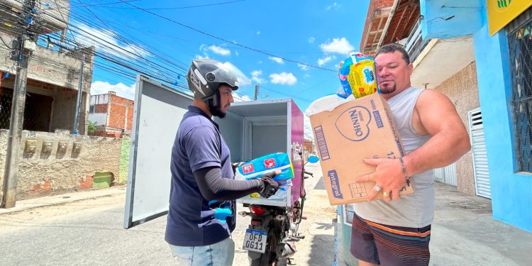 Prefeitura de Campina Grande entrega mais de 30 mil unidades de fraldas nas casas dos beneficiados