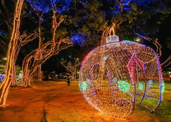 População elogia iluminação natalina montada pela Prefeitura de João Pessoa