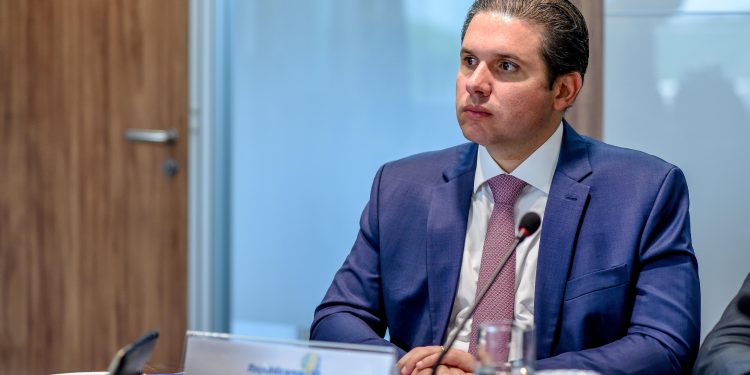 Hospital do Bem realizará radioterapia e Hugo Motta celebra: “É um marco para a saúde do Sertão”