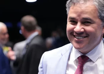 Efraim Filho, relator do “Minha Casa, Minha Vida”, apresenta propostas para aprimorar o programa