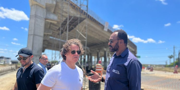 Veneziano confirma data do início da implantação de concreto nas pistas da duplicação da BR 230 em Campina Grande