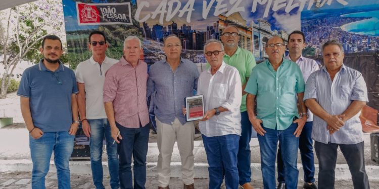 Prefeito autoriza obras de asfaltamento em mais 11 vias da Capital dentro do programa ‘Asfalto Novo’