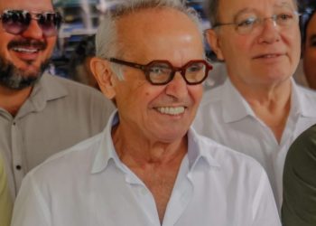 Cícero Lucena anuncia antecipação do pagamento da folha de dezembro de todos os servidores municipais