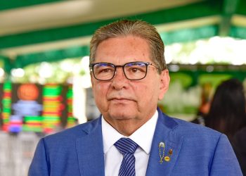 Lei de Adriano Galdino insere empreendedorismo e gestão financeira na rede estadual de ensino da Paraíba