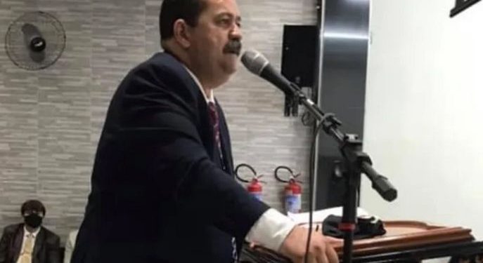 Pastor Péricles Cardoso, investigado por golpe contra fiéis, se entrega à Justiça