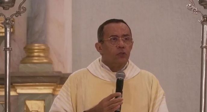 Padre Egídio e ex-diretoras do Padre Zé teriam comprado carro com dinheiro do hospital e alugado veículo de volta à instituição