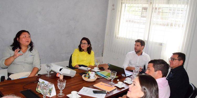 Governo da Paraíba firma parceria e Sine-PB vai intermediar mais de mil vagas de emprego no Curimataú