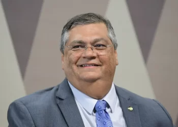 Indicado para o STF, Dino será sabatinado na CCJ em 13 de dezembro