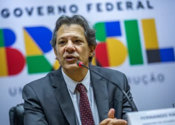 Receita investigou aumento de compensações tributárias, diz Haddad