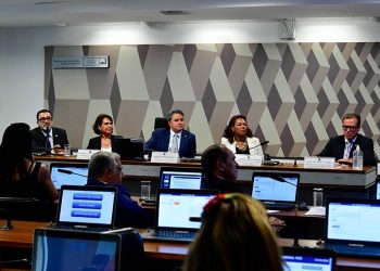 Em audiência proposta por Efraim, debatedores apoiam tolerância zero para porte de drogas