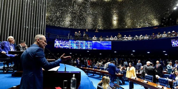 Senado aprova projeto da Lei Orgânica das PMs e dos bombeiros