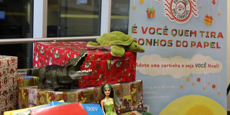 Governo federal reforça campanha do Papai Noel dos Correios