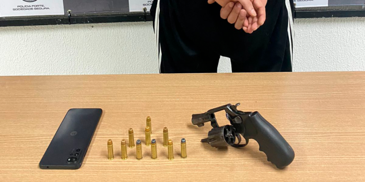 Operação Eternidade: Polícia Militar prende suspeitos por porte ilegal de armas em Cabedelo