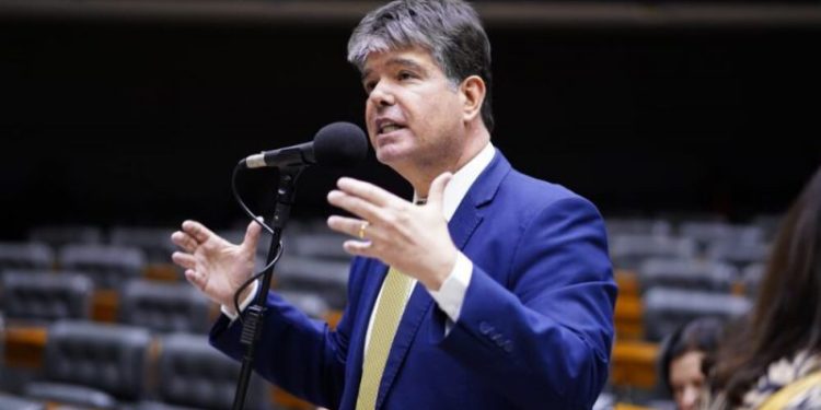 Projeto de Ruy que cria protocolo de proteção à violência sexual e assédio é aprovado no Senado