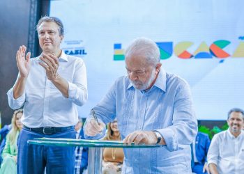 ‘Desenrola do FIES’ para 1,2 milhão já está disponível, reforça Lula