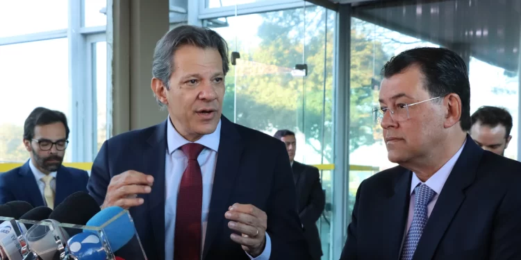 Haddad: novos benefícios tributários elevarão alíquota-padrão do IVA