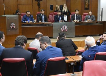 Proposta de ampliação das emendas impositivas com foco na Saúde é lida na CMJP