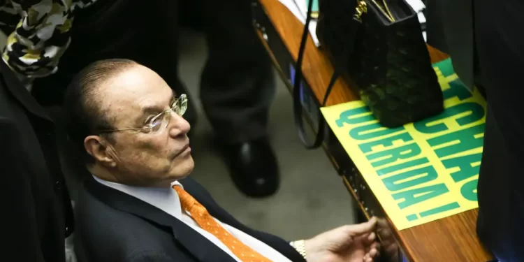 Suíça autoriza repatriação de R$ 80 milhões bloqueados de Maluf