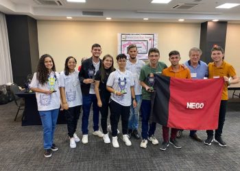 Estudantes da Rede Estadual de Ensino conquistam 1º lugar na etapa nacional do Torneio Juvenil de Robótica