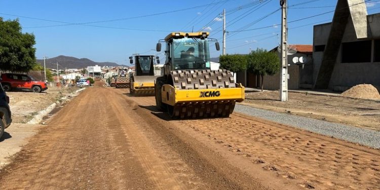 Governo da Paraíba inicia restauração de 30 km da rodovia entre São José de Piranhas e Cajazeiras