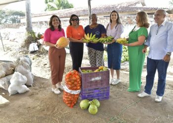Governo da Paraíba distribui mais de 35 toneladas de alimentos para famílias em situação de insegurança alimentar na zona rural de Pitimbu