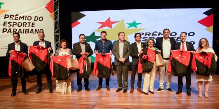 Prêmio do Esporte Paraibano homenageia atletas, técnicos e dirigentes que se destacaram em 2023