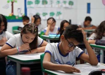 Patos é destaque nacional após saltar de 39% de estudantes leitores de texto, em 2022, para 57% em 2023