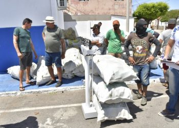 Governo da Paraíba distribui mais 40 toneladas de alimentos para famílias em situação de insegurança alimentar no Sertão