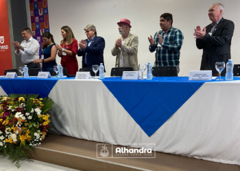 Saúde Municipal de Alhandra leva prêmio como referência em imunização no Estado em evento da Fiocruz