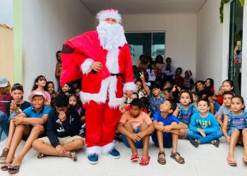 Prefeitura de Campina Grande entregou presentes às crianças do Cras de São José da Mata