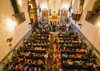 Público lota Centro Cultural São Francisco no último concerto da temporada 2023