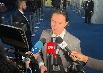 Veneziano representa o Senado Federal na COP 28, a Conferência da ONU sobre clima, em Dubai