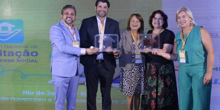 Prefeitura de João Pessoa recebe dois prêmios durante o 70º Fórum Nacional de Habitação de Interesse Social
