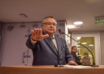 Airton Pires assume titularidade do mandato na ALPB