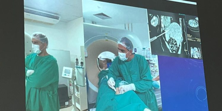 Veneziano elogia procedimento inédito realizado pelo Hospital Universitário de Campina Grande: “único no interior do Nordeste”