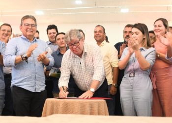 Governador autoriza obras da adutora do Cariri com investimentos de R$ 432 milhões que irão garantir a segurança hídrica da região