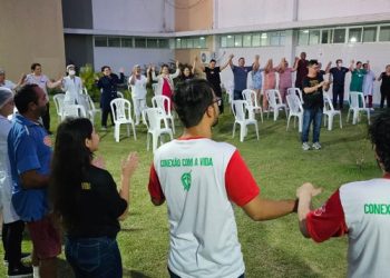 Hospital de Trauma de Campina Grande encerra apresentações de músicas natalinas para pacientes e acompanhantes