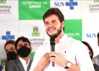 Prefeito de Campina Grande convoca, de uma só vez, 262 concursados que estavam na fila de espera