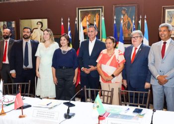 João Azevêdo destaca potencial econômico do Nordeste para atração de novos investimentos em reunião do Conselho da Sudene, em Recife
