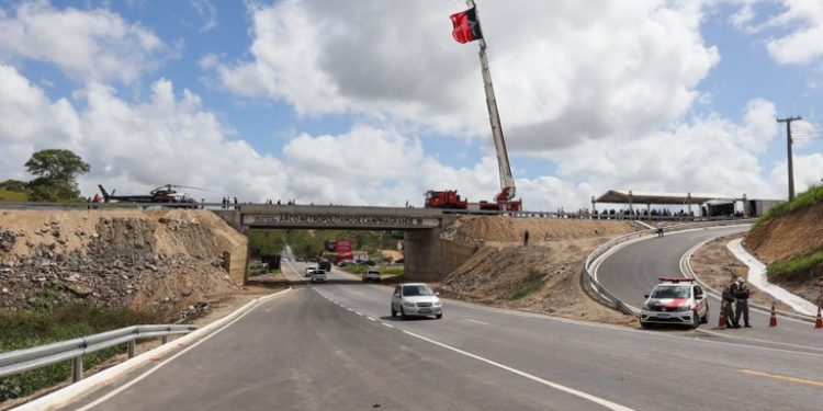 João Azevêdo inaugura Arco Metropolitano de Campina Grande