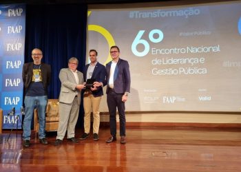 Em São Paulo: CLP premia Paraíba por programas de Educação, e João Azevêdo destaca avanços do estado nos serviços digitais