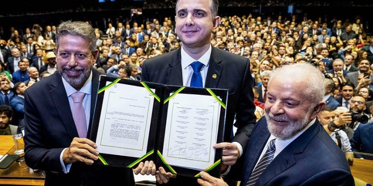 Após fim da pandemia, Senado fecha 2023 com recordes de produtividade