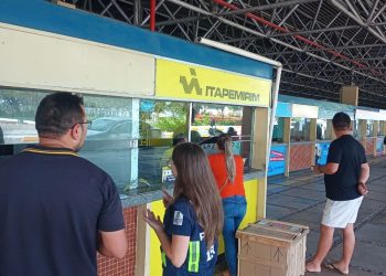 Procon-CG fiscaliza empresas de ônibus que não estariam emitindo passagens grátis para idosos