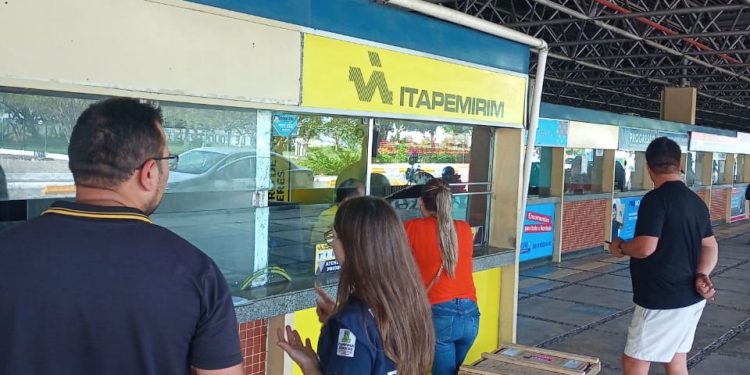 Procon-CG fiscaliza empresas de ônibus que não estariam emitindo passagens grátis para idosos