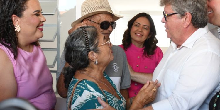 Governador inaugura Cidade Madura e assegura investimentos para o fortalecimento das ações na Saúde em Bayeux