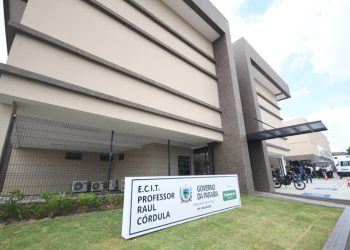João Azevêdo inaugura novo prédio da Escola Raul Córdula construído em parceria com a Unimed
