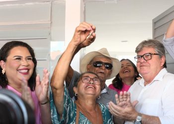 Governador inaugura Cidade Madura e assegura investimentos para o fortalecimento das ações na Saúde em Bayeux
