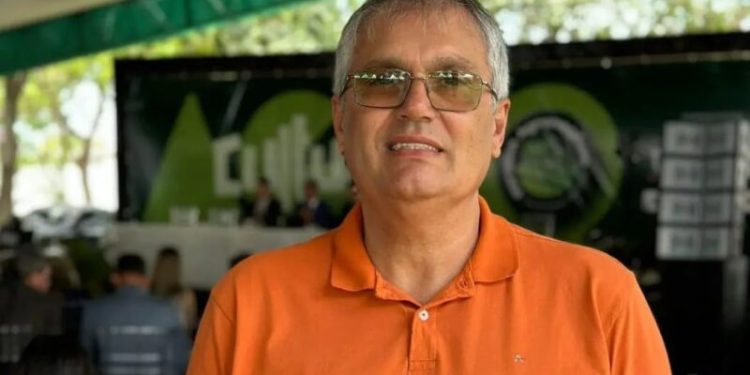 Prefeito paraibano reajusta próprio salário e passa a receber R$ 15,5 mil por mês