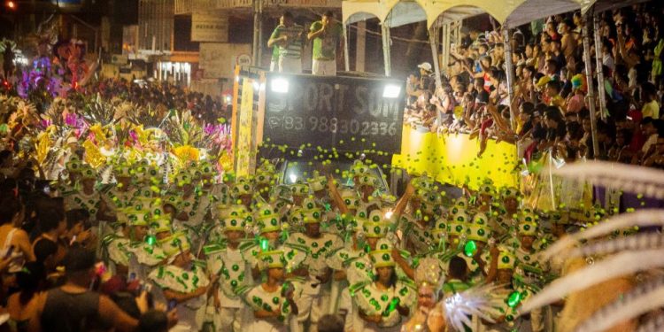 Prefeitura de João Pessoa paga mais de R$ 970 mil a agremiações do Carnaval Tradição
